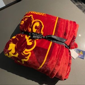 Vera Bradley Harry Potter / Gryffindor Blanket